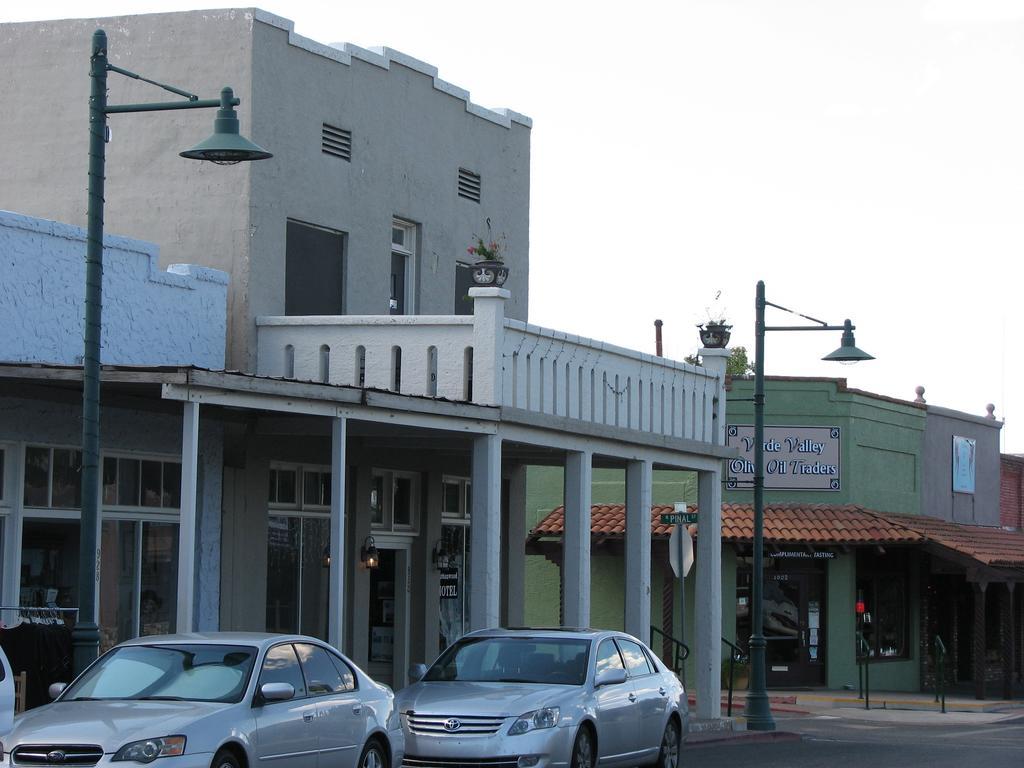 Cottonwood Hotel Exterior foto